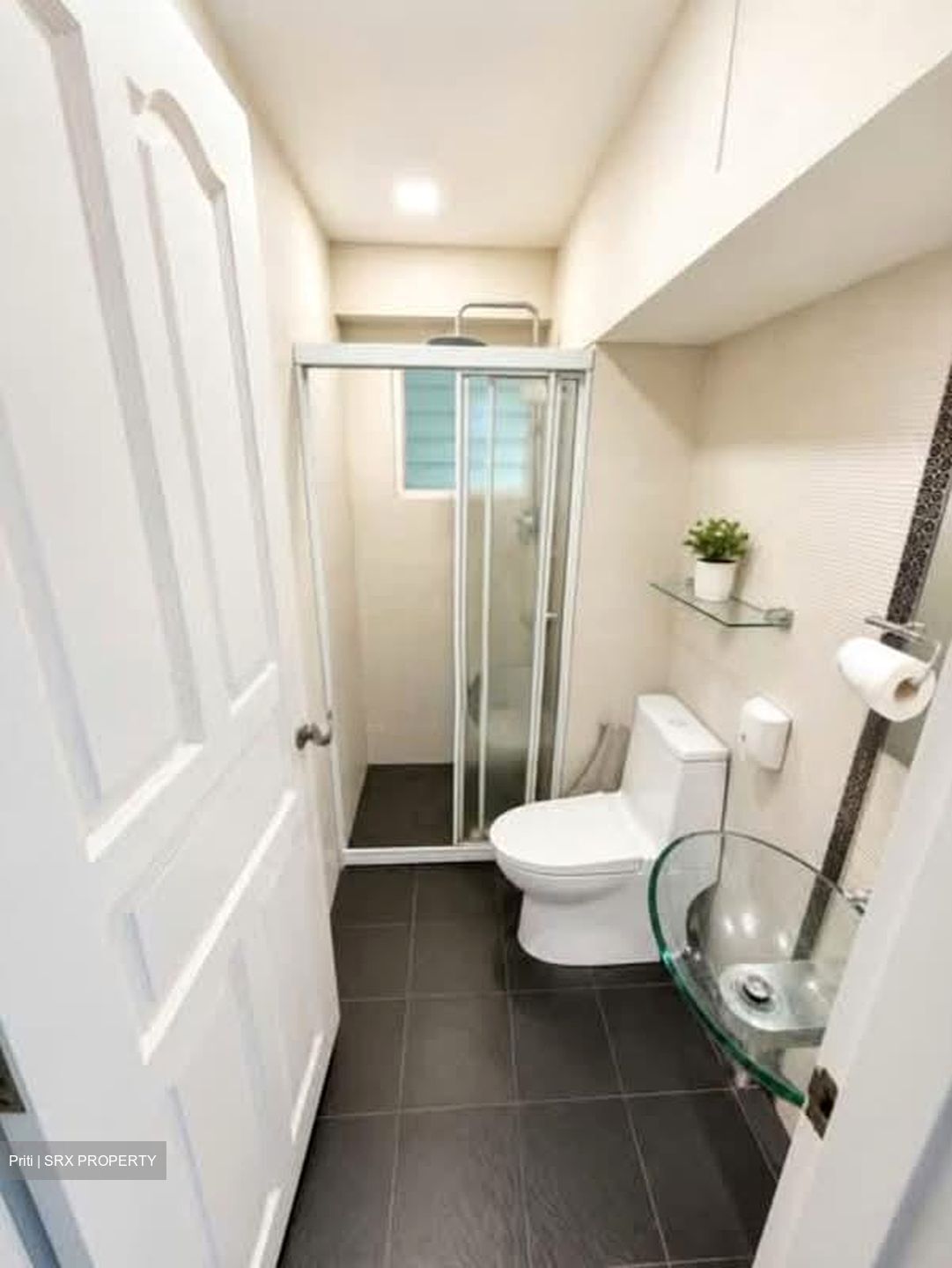 Melville Park (D18), Condominium #572193331